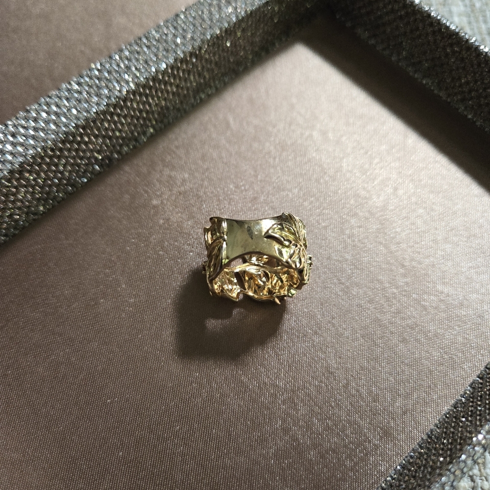 Gold Plated Vine Leaf Gemstone Ring - Picture 9 of 12